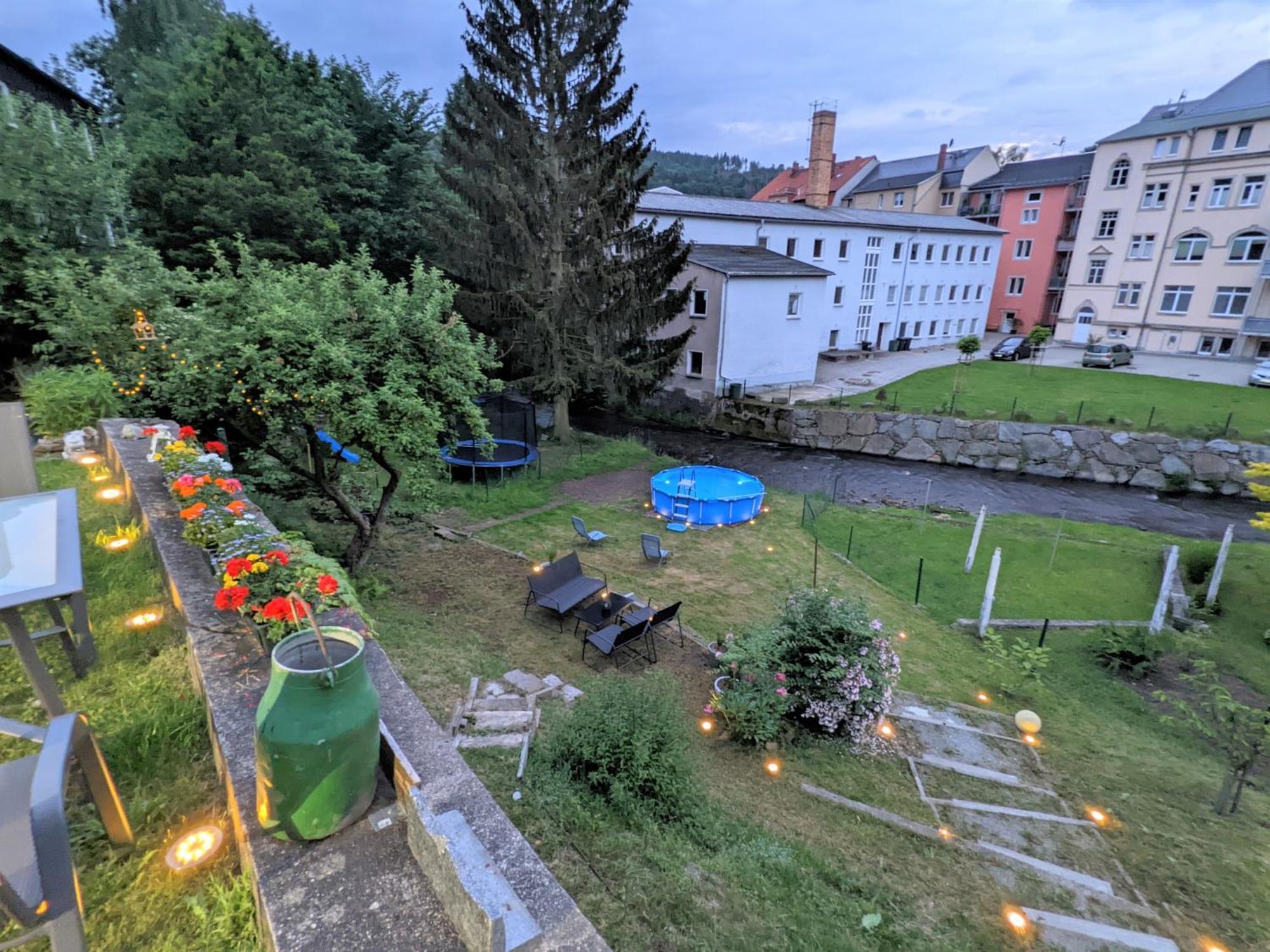 F4 - Urlaubsmagie - Grosse Wohnung Fuer Bis Zu 10 Personen 赛博尼茨 外观 照片