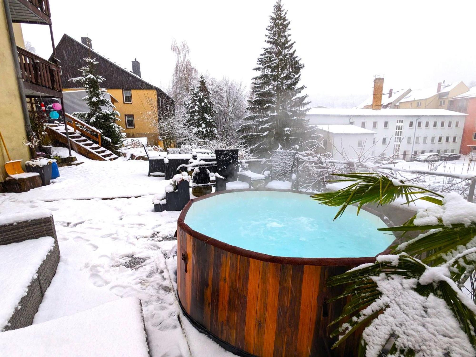 F4 - Urlaubsmagie - Grosse Wohnung Fuer Bis Zu 10 Personen 赛博尼茨 外观 照片