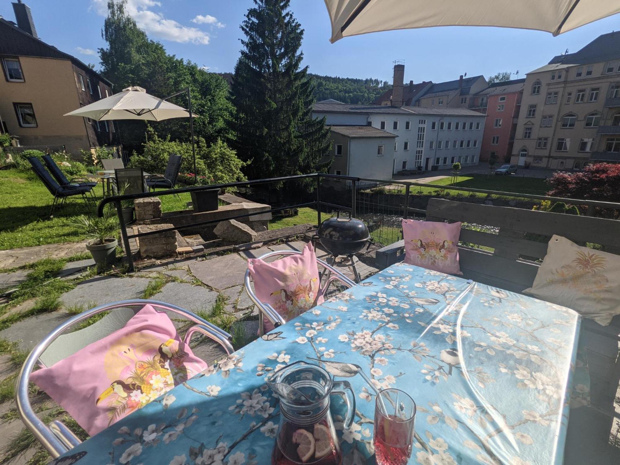 F4 - Urlaubsmagie - Grosse Wohnung Fuer Bis Zu 10 Personen 赛博尼茨 外观 照片