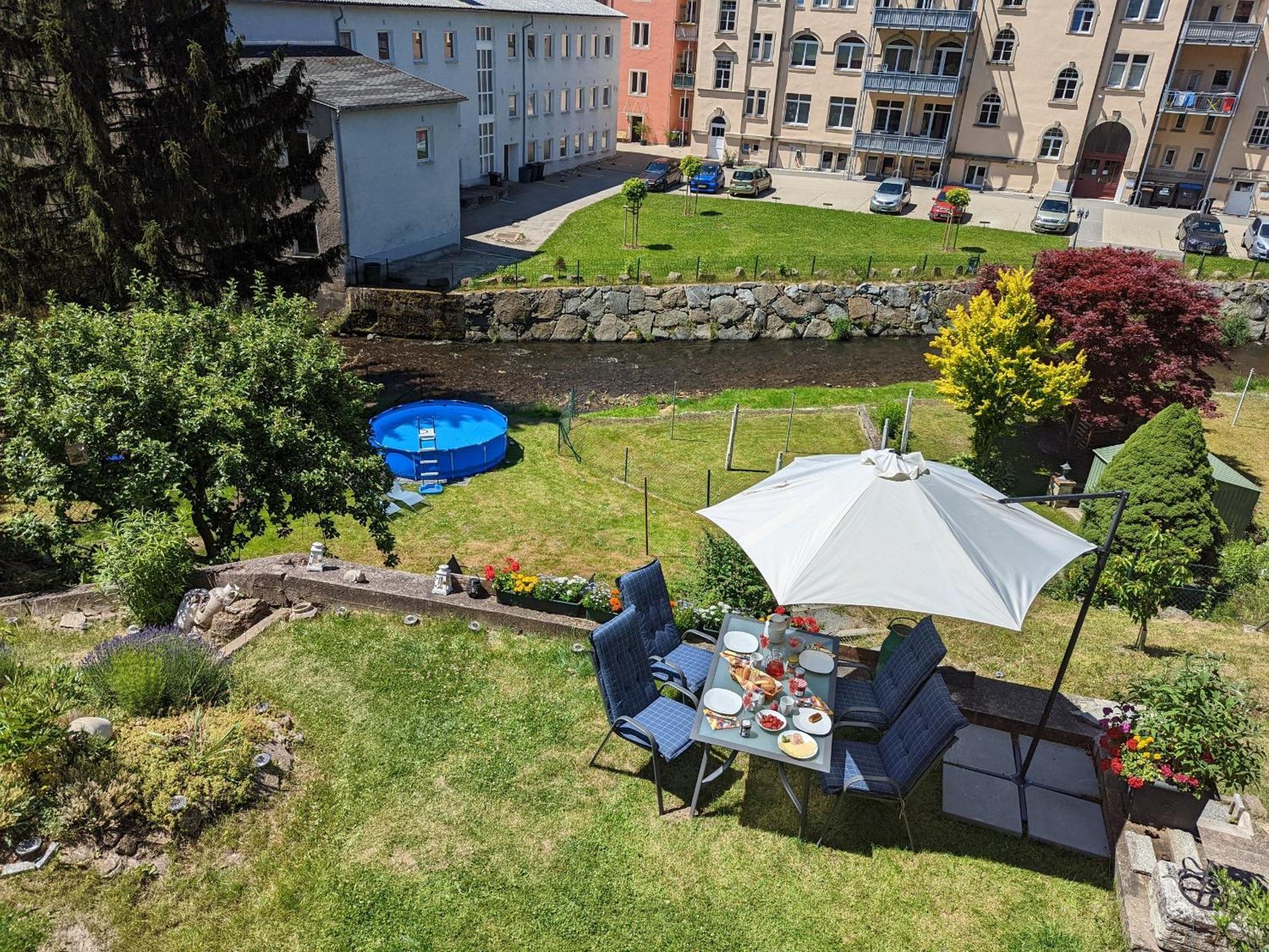 F4 - Urlaubsmagie - Grosse Wohnung Fuer Bis Zu 10 Personen 赛博尼茨 外观 照片