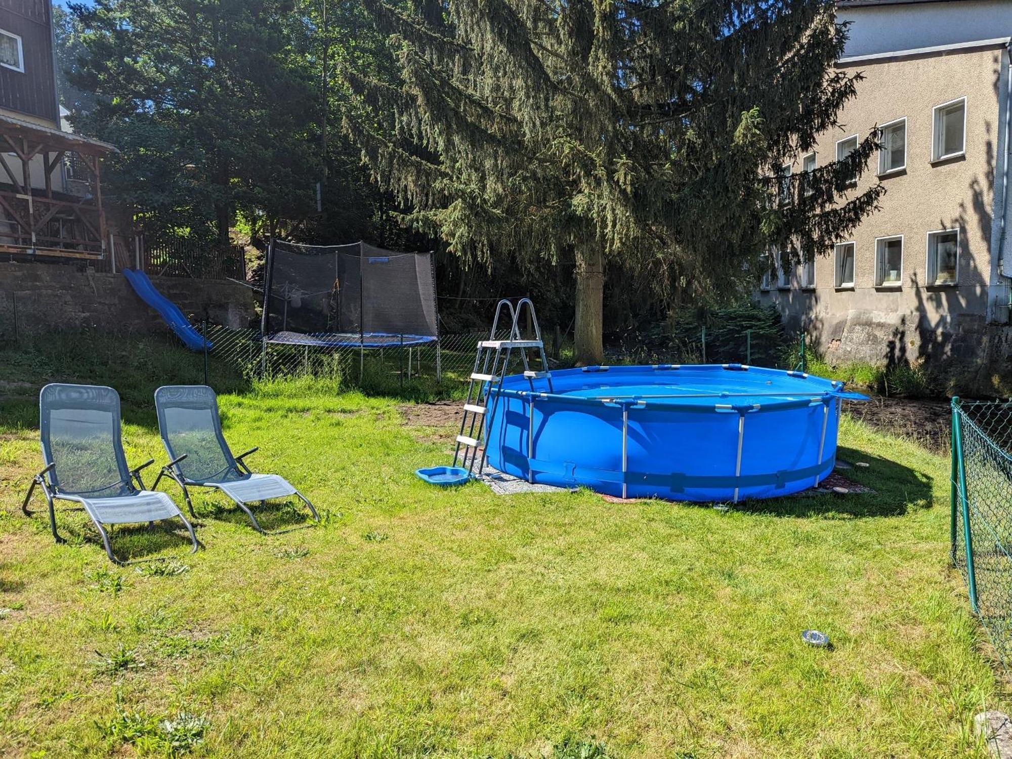 F4 - Urlaubsmagie - Grosse Wohnung Fuer Bis Zu 10 Personen 赛博尼茨 外观 照片